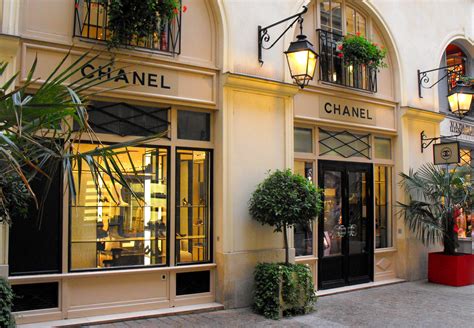 chanel store in paris france